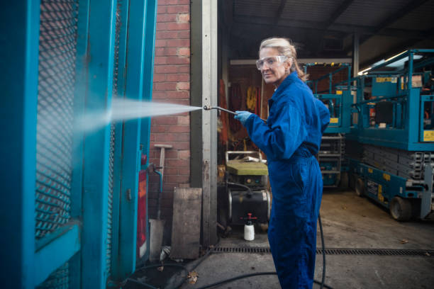 Best Garage Pressure Washing  in Pinehurst, ID